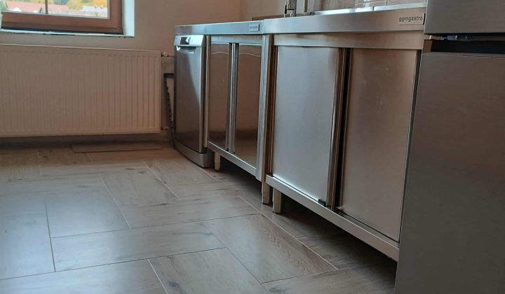 Realizácia projektu ''Vybavenie a údržba kuchyne v kultúrnom dome '' . Projekt podporený z rozpočtu PSK v rámci Zmluvy č. 747/2025/OPR