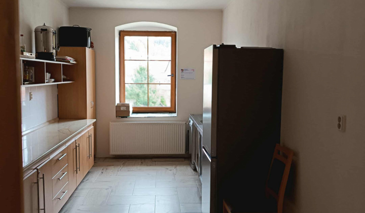 Realizácia projektu ''Vybavenie a údržba kuchyne v kultúrnom dome '' . Projekt podporený z rozpočtu PSK v rámci Zmluvy č. 747/2025/OPR